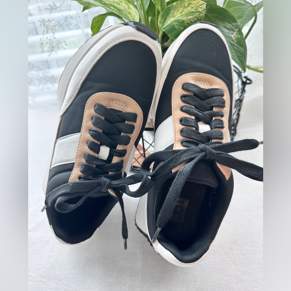 Dolce Vita Black, White & Tan Lace-Up Women's Sneakers